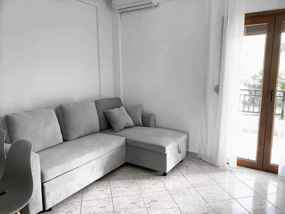 Chris Apartment Василики Экстерьер фото